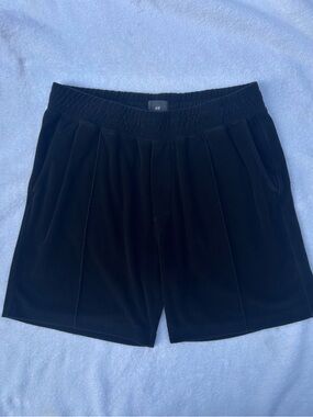 H&M Black Men’s Stretch Shorts, Size Medium